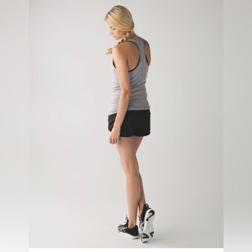 Lululemon Speed Short 4-way Stretch, Size 8 - Picture 4 of 10